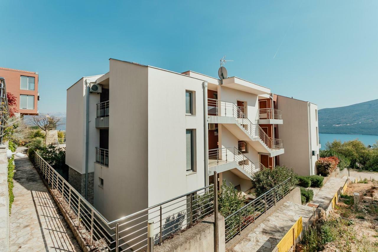 Acacia summer holiday Ðenovići Exterior foto
